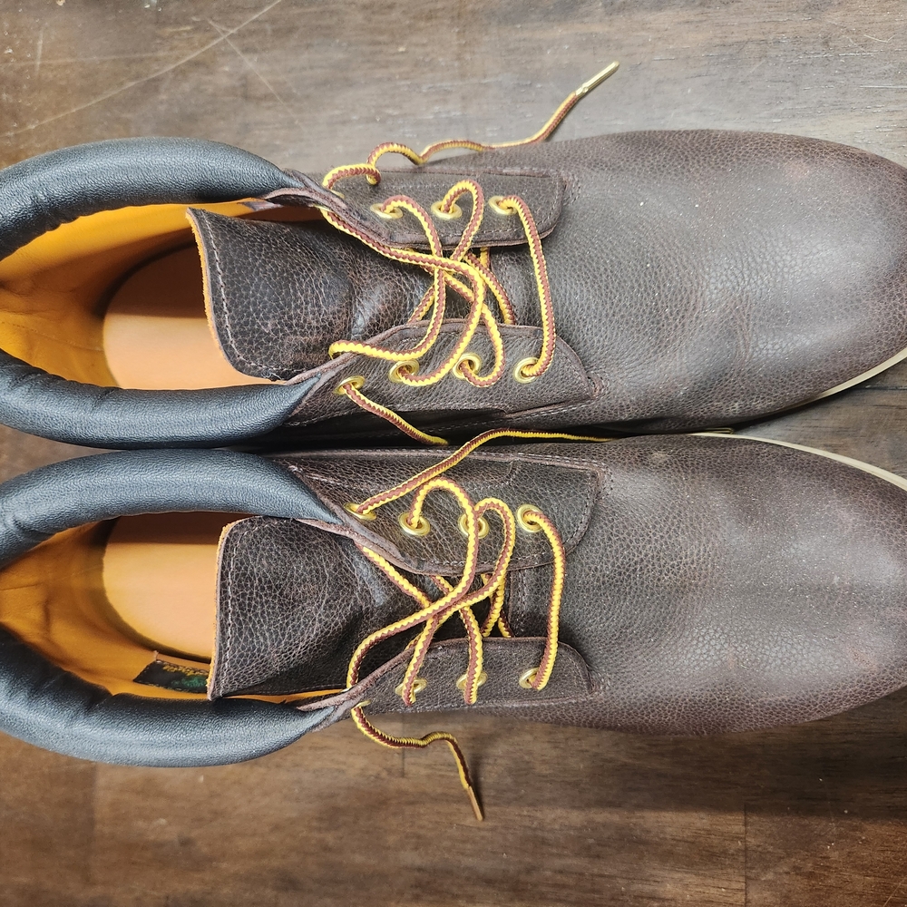 Timberland Brown Men's Boots with Yellow Laces